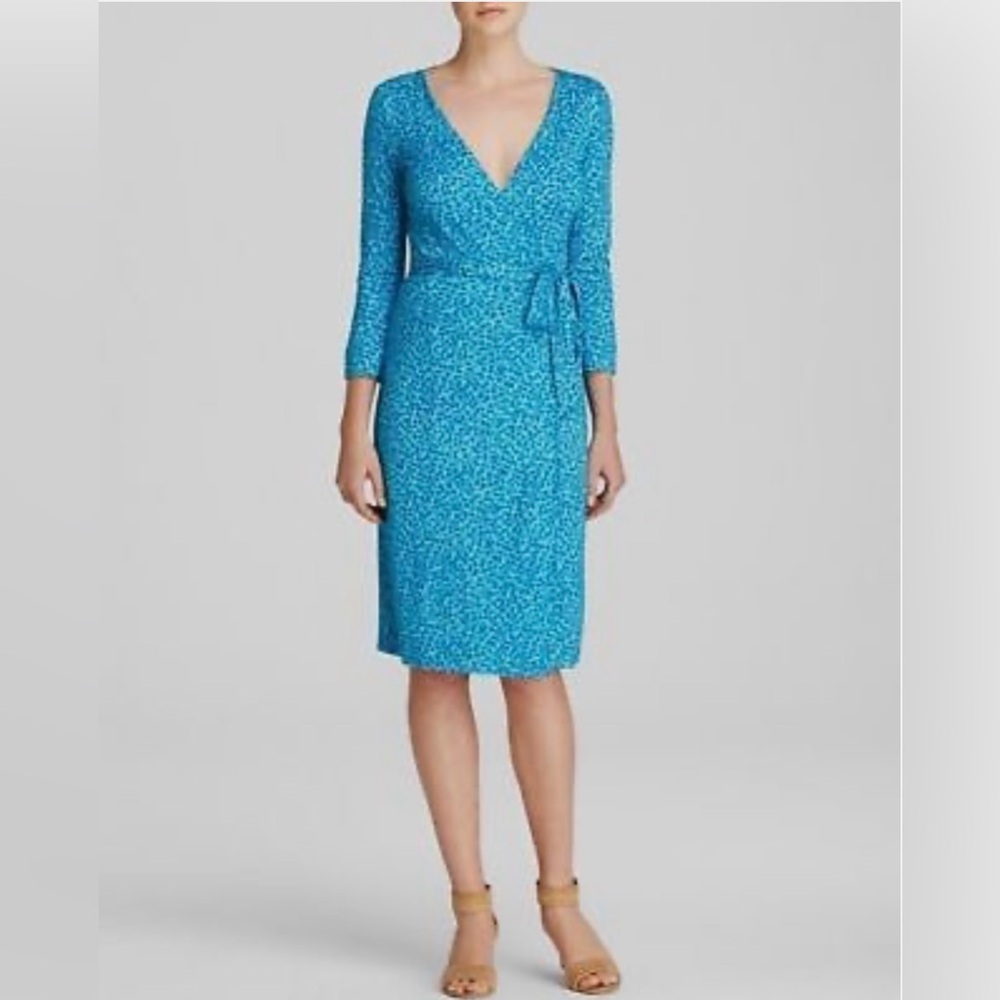DVF New Julian Two, Silk Jersey Wrap, Petal Dreams, Size 2